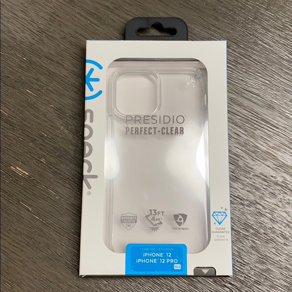 Iphone 12 & 12 Pro Speck Case BRAND NEW